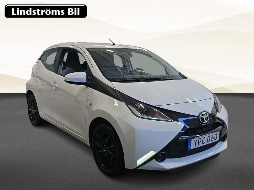 Bild 3 av Toyota Aygo 1,0 5-D X-PLAY S&V-hjul