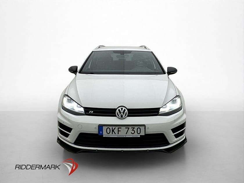 Bild 2 av Volkswagen Golf Sportscombi R TSI 4M 300hk Dynaudio Kamera Skinn
