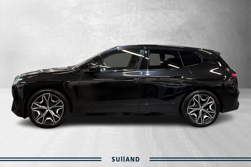 Bilde 4 av BMW iX xDrive50 /Fully Charged/Softclose/Harman K/Sportspakke