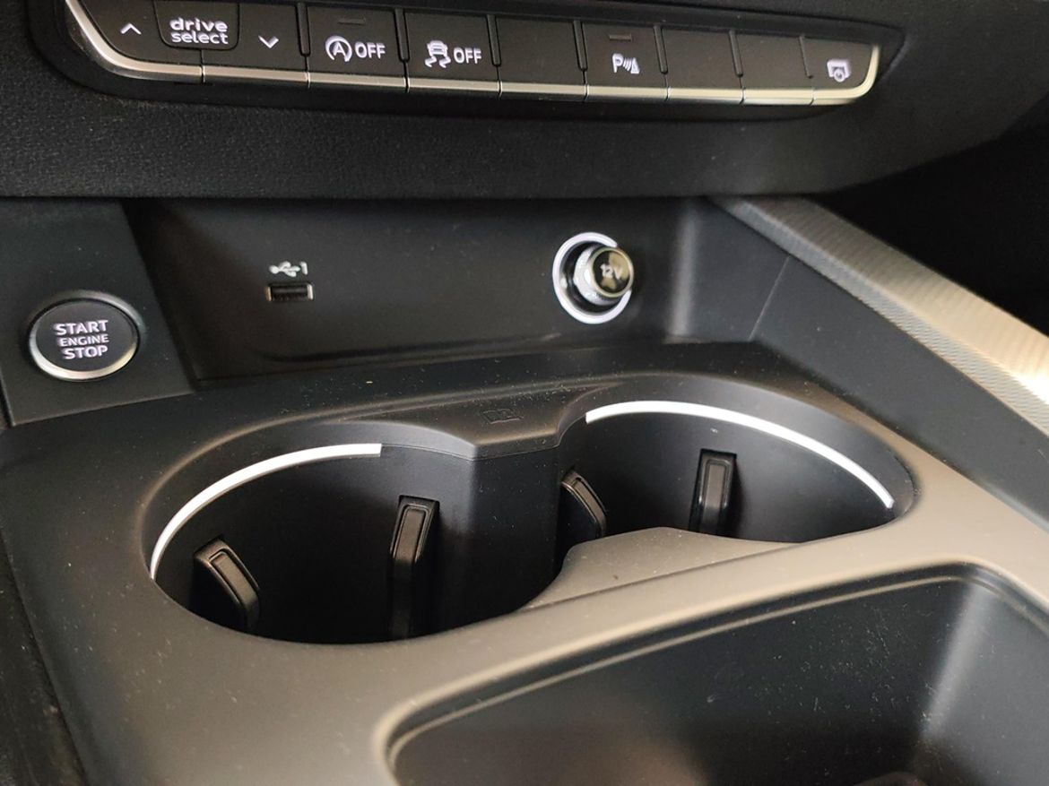 Audi Audi A4 Avant 40 TDI quattro — bild 15