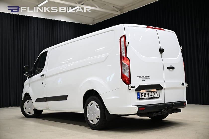 Bild 4 av Ford Transit Custom 300 130HK L2 Automat|Drag|Värmare|NyKamrem|EnÄ