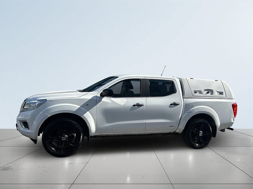 Bild 4 av Nissan Navara Dubbelhytt 2.3 dCi 4WD Kåpa/Motorvärmare/Ledramp