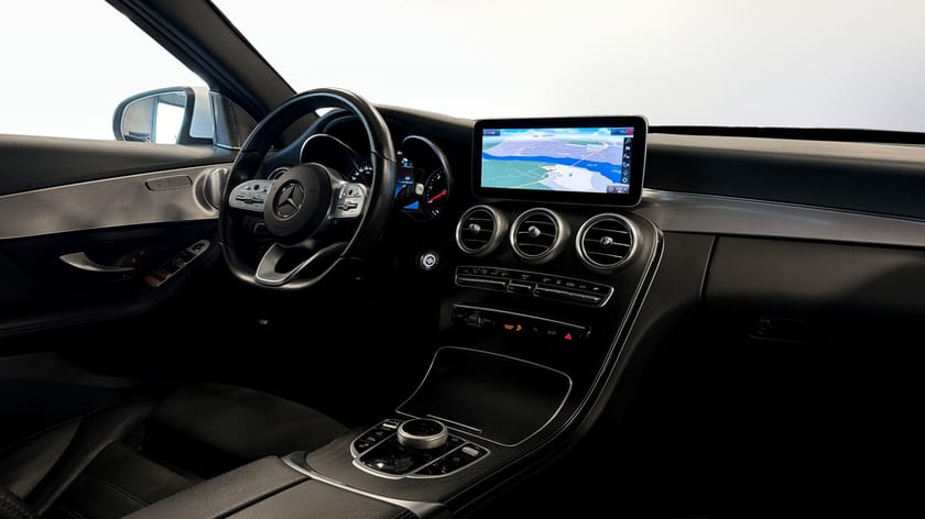 Bild 3 av Mercedes-Benz C 300 T de 300DE 320hk AMG 320hk Drag Burmester Värmare