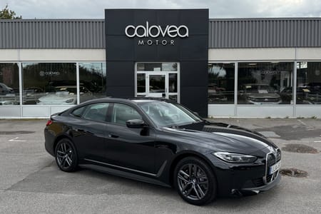 BMW i4 eDrive40 Gran Coupé 340 hk Automat - Dragkrok, Skinn, SoH 94 %