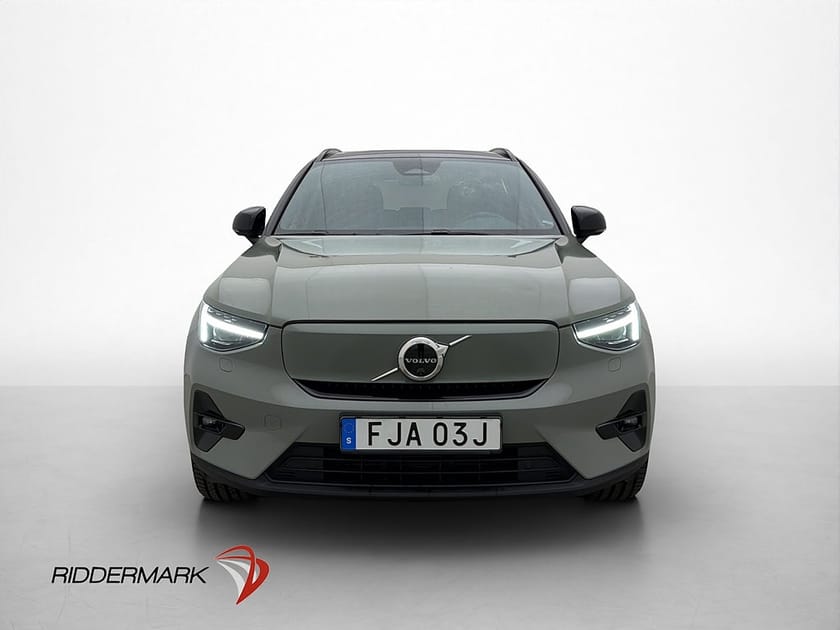 Bild 3 av Volvo XC40 Recharge Twin motor Ultimate H/K Pano CarPlay Värm 360°