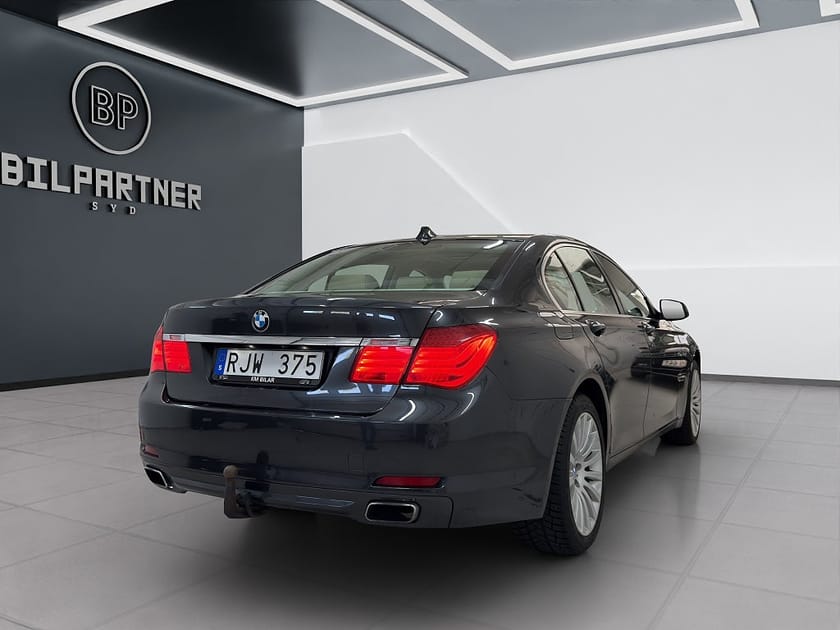 Bild 5 av BMW 740d xDrive Steptronic/Navi/Drag/Taklucka/Head-up/Skinn