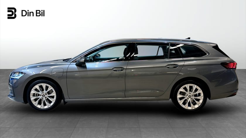 Bild 2 av Škoda Superb iV Kombi Selection Drag/Backkamera