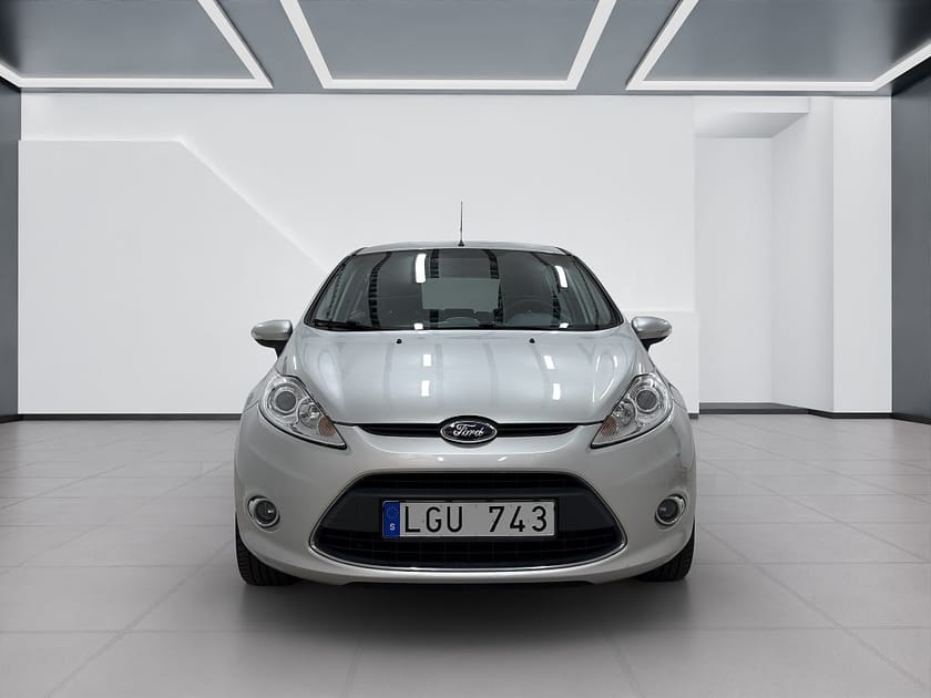 Bild 3 av Ford Fiesta 5-dörrar 1.25 Titanium/Ny Besiktad/Ny Servad/S+V-Däck