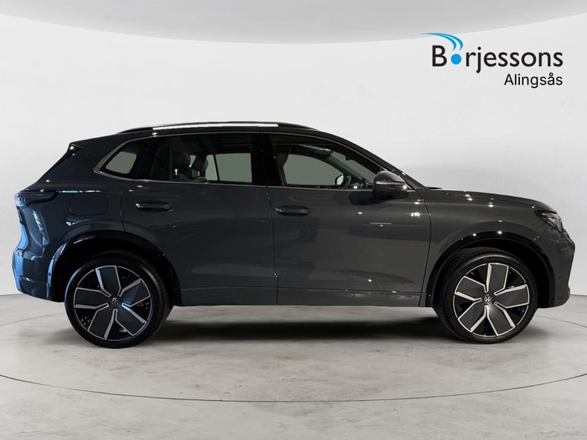 Bild 2 av Volkswagen Tiguan eHybrid R-LINE 272 HK DSG6
