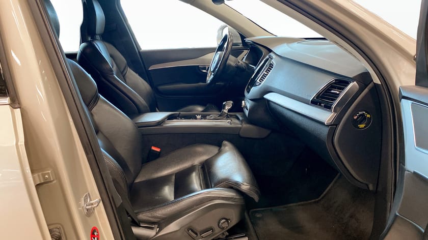 Bild 3 av Volvo XC90 7-seater D4 Geartronic 190hk Inscription - Drag - 7-sits