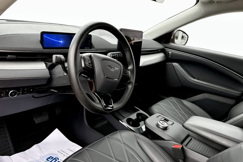 Bild 5 av Ford Mustang Mach-E Standard Range RWD, (70 kWh) 269hk (198kWh)