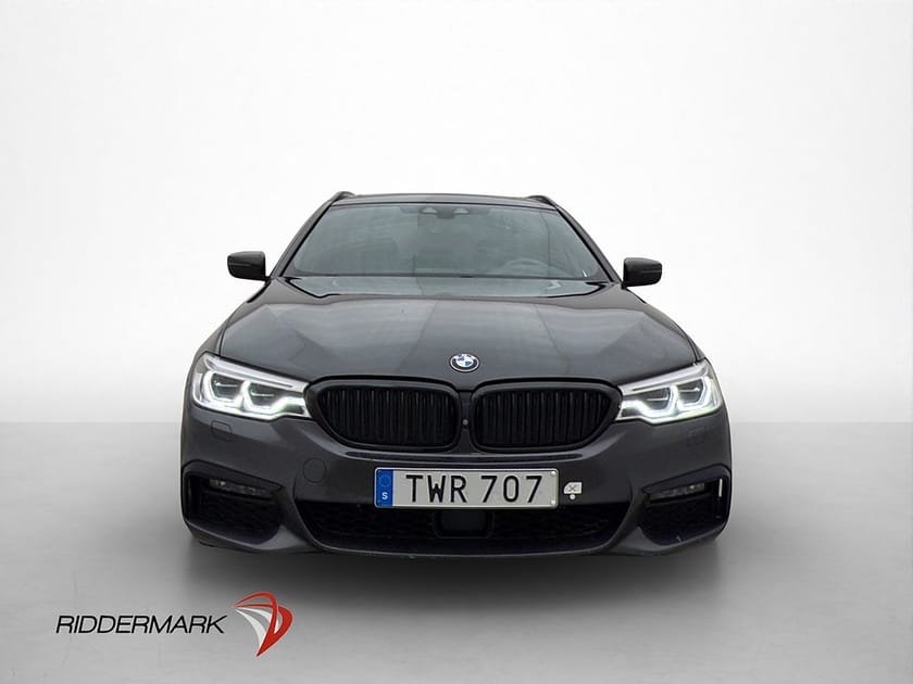 Bild 2 av BMW 530i xDrive Touring 252hk M Sport Pano HuD H/K 360° Värm Drag