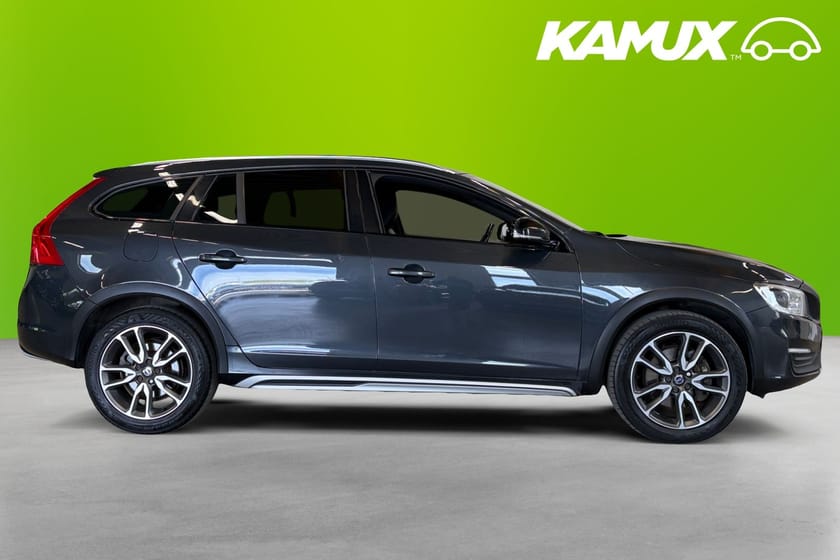 Bild 2 av Volvo V60 Cross Country D4 AWD Polestar Summum Drag Värm