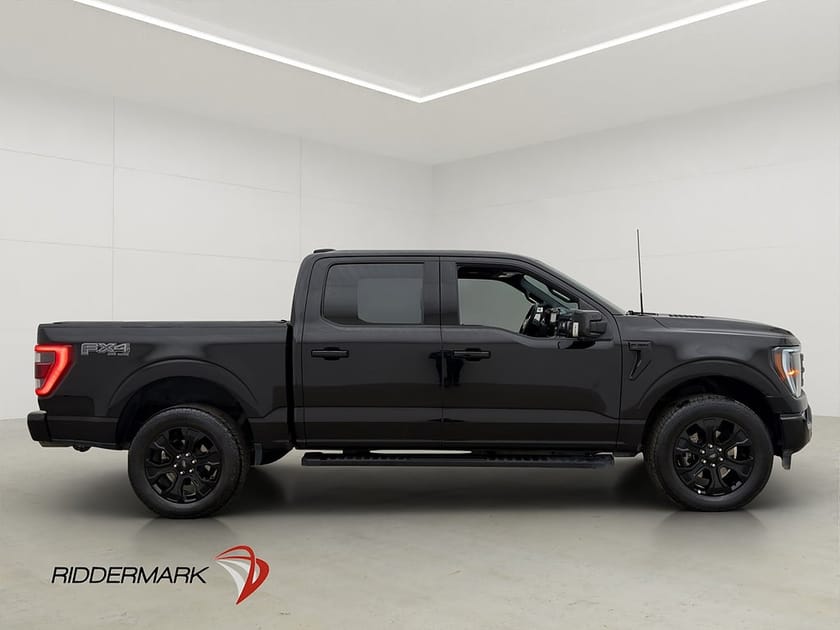 Bild 2 av Ford F-150 SuperCrew Lariat Black Edt 406HK 4x4 Cockpit B&O Pano Moms