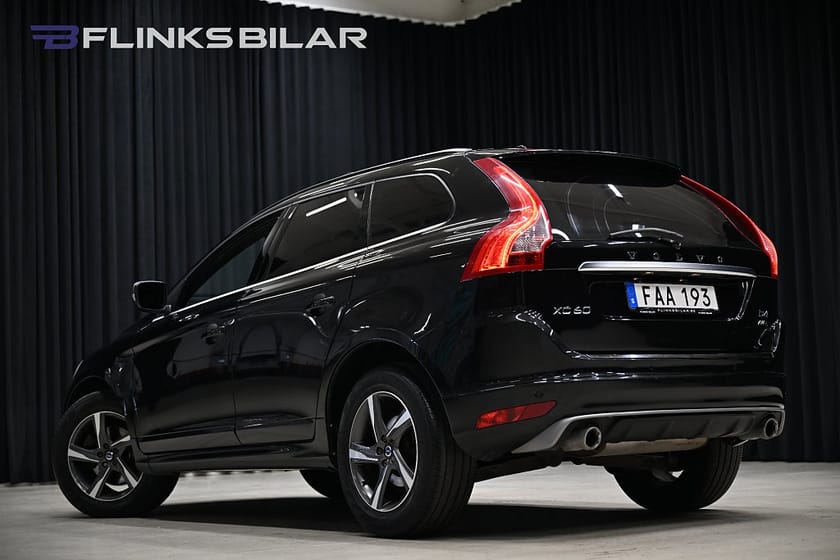 Bild 5 av Volvo XC60 D4 AWD R-Design Pro Panorama Navi D-Värm Blis 190hk Eu6