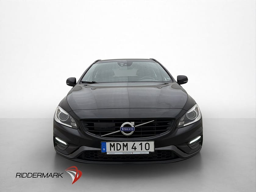 Bild 2 av Volvo V60 D4 AWD 190hk R-Design VOC D-Värm Skinn/Alcantara