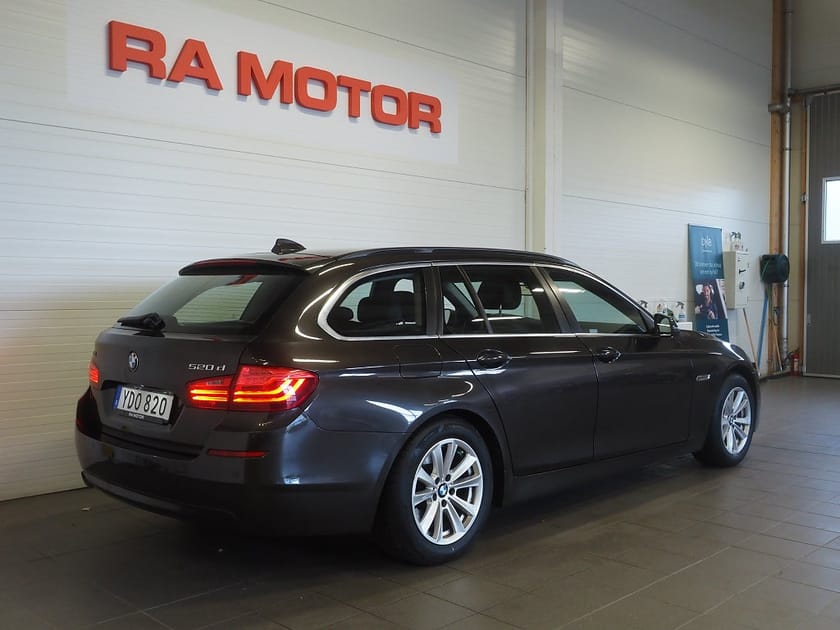 Bild 5 av BMW 520d xDrive Touring 190hk Steptronic |Drag|D-värm|Skinn|