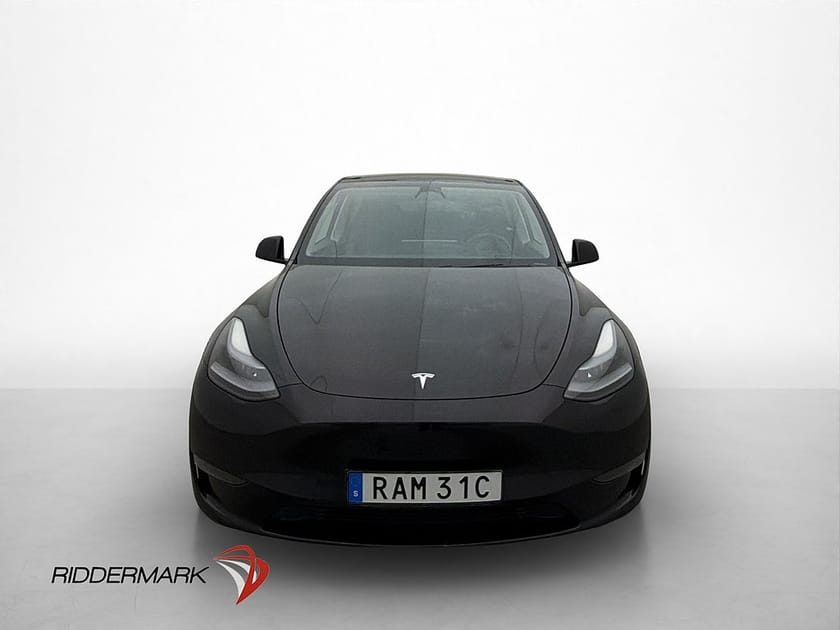 Bild 3 av Tesla Model Y Long Range AWD Moms Drag Värmare Kamera AP