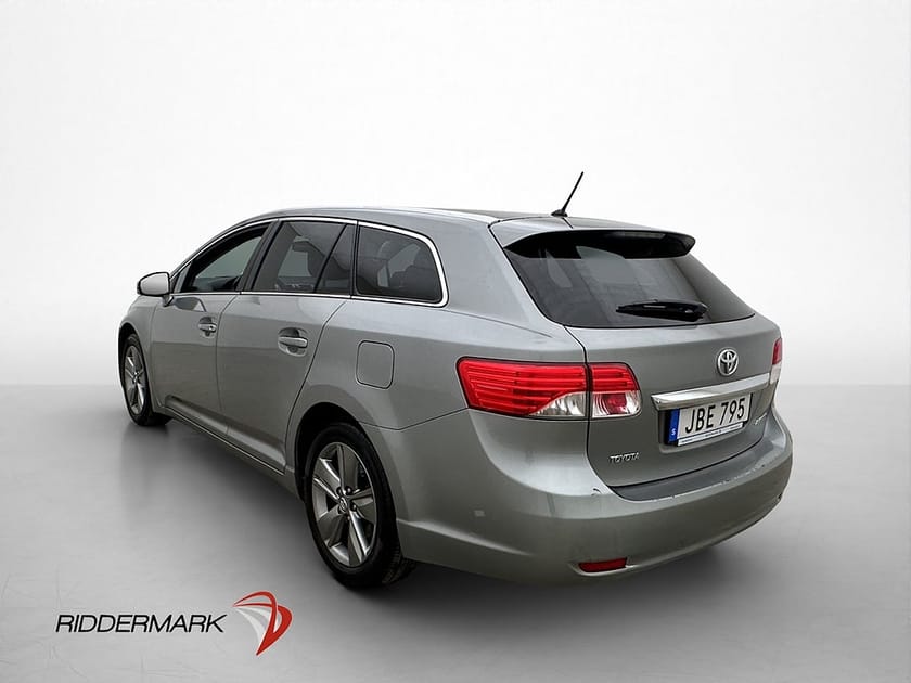 Bild 5 av Toyota Avensis Kombi 1.8 147hk Edition 50 Kamera Halvskinn 2-Zons