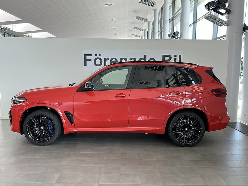 Bild 3 av BMW X5 M Competition Drivers 625hk B&W Comfort Access