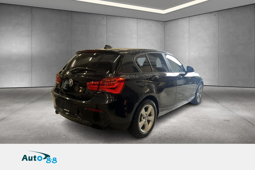 Bilde 4 av BMW 116d 5-dørs Ryggekamera, cruise control,