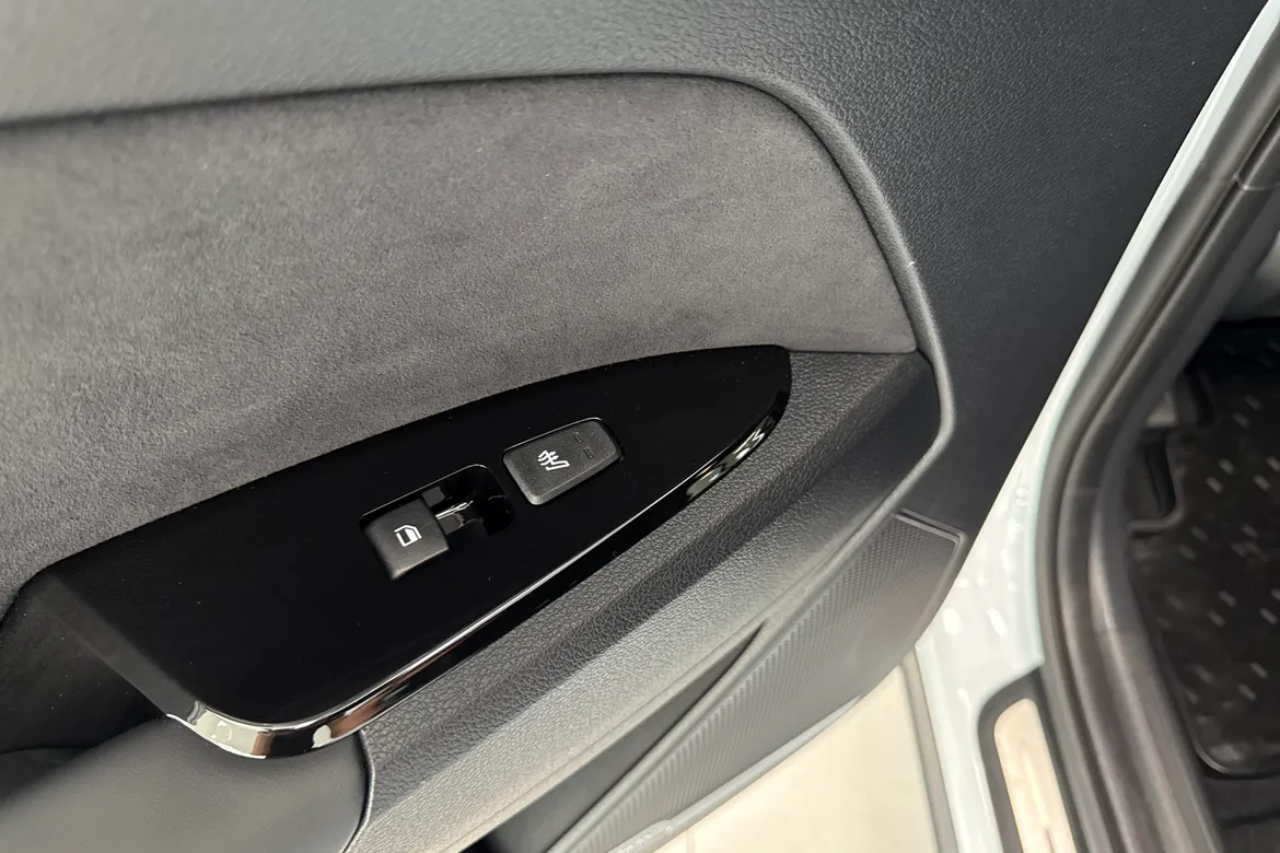 picture of a car