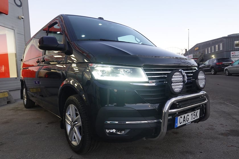 Bild 3 av Volkswagen Transporter Kombi 2.0 TDI 4Motion 199hk | 5 sits