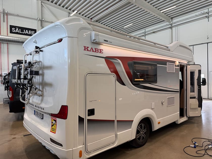 Bild 2 av Kabe Campervan Mercedes-Benz Travel Master X 780 LT * Långbädd & Cinderella Toalett *