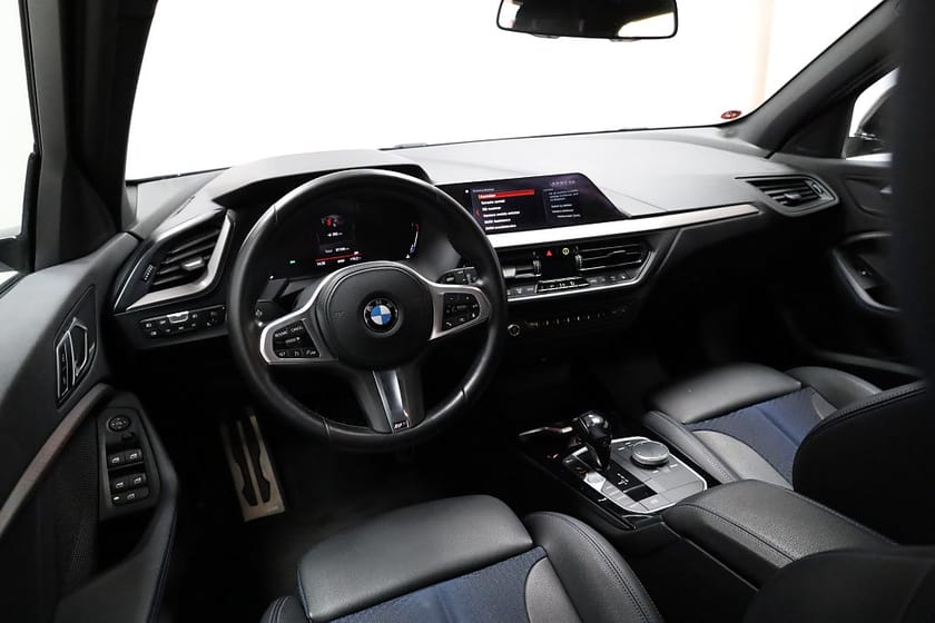 Bild 3 av BMW 118i M Sport Automat / 6150 Mil