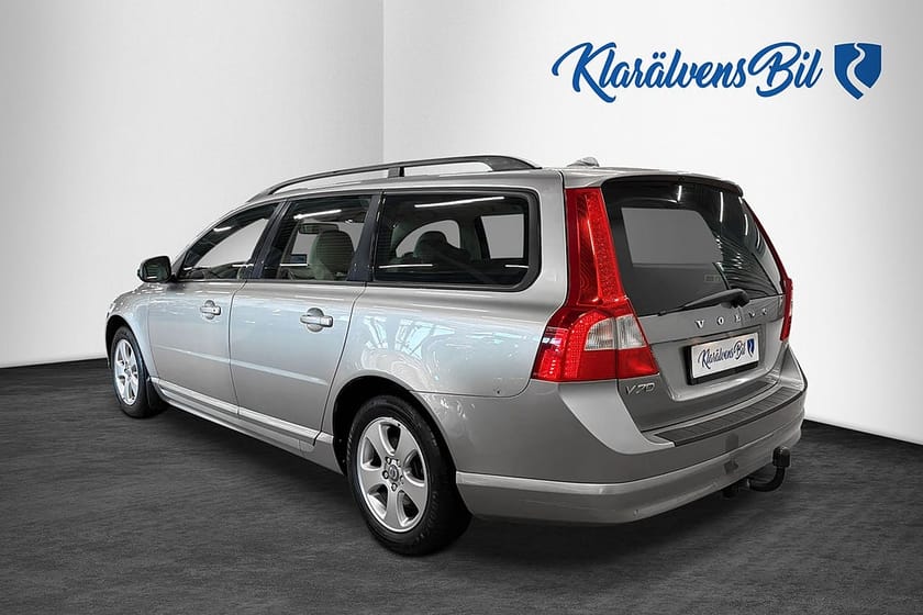 Bild 4 av Volvo V70 2.5T Momentum (200hk) Navi | Dragkrok | Motorvärmare