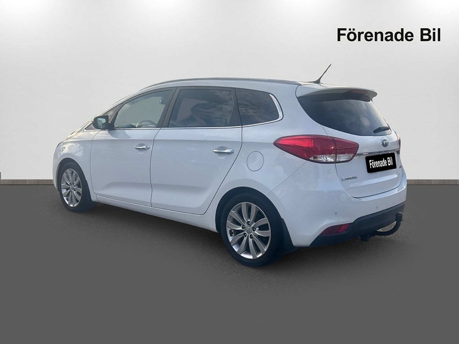 Kia Carens 1,7 CRDI DCT Komfort 7-sits 2015, bild 6/10