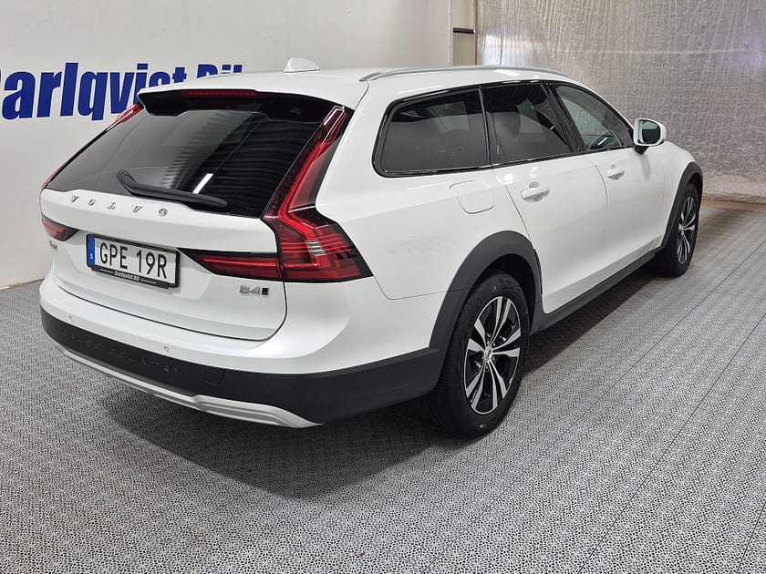 Bild 4 av Volvo V90 Cross Country B4 MILDHYBRID AWD 197HK 4x4 Core