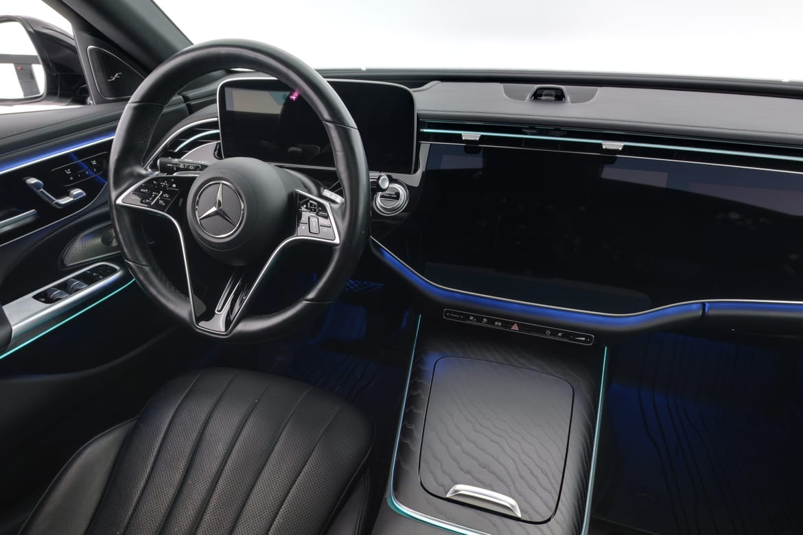 Mercedes-Benz E-Klass 2024 - miniatyr 8