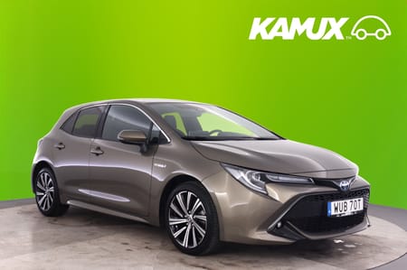 Toyota Corolla Hybrid e-CVT Style GRILL PÅ KÖPET! B-Kamera LED En ägare!