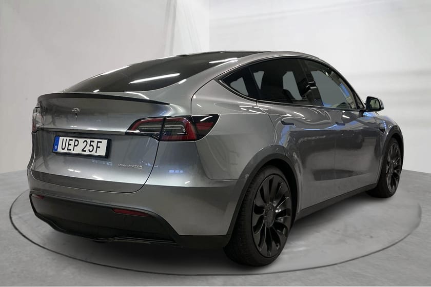 Bild 3 av Tesla Model Y Performance Dual Motor AWD FSD