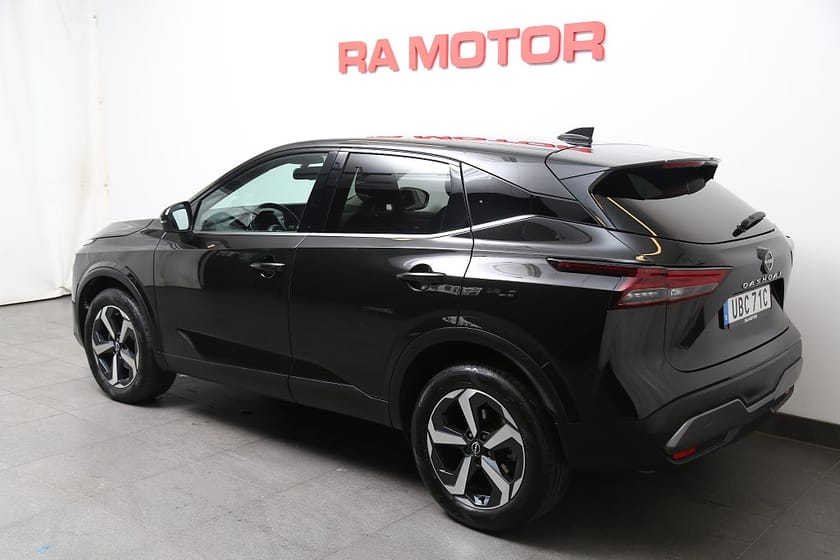 Bild 4 av Nissan Qashqai 1,3 DIG-T 158hk N-Connecta Navi Head up 360°-kamera