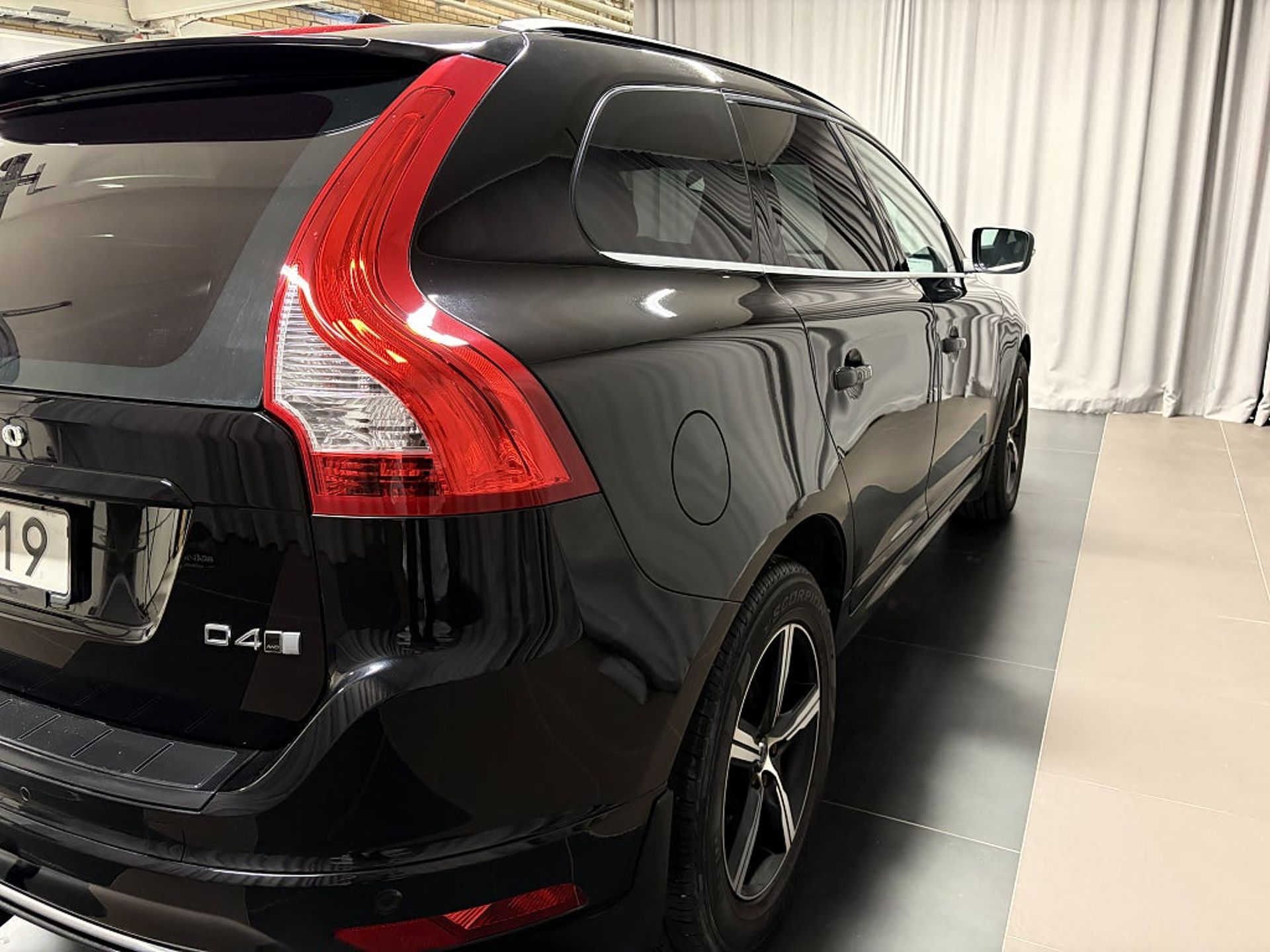Volvo XC60 D4 AWD Classic R-Design Inkl 2017, bild 4/10