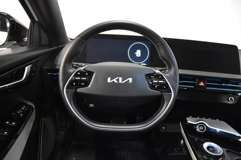 Bild 2 av Kia EV6 77.4 kWh AWD Drag GT-line HUD Meridian Taklucka 325hk