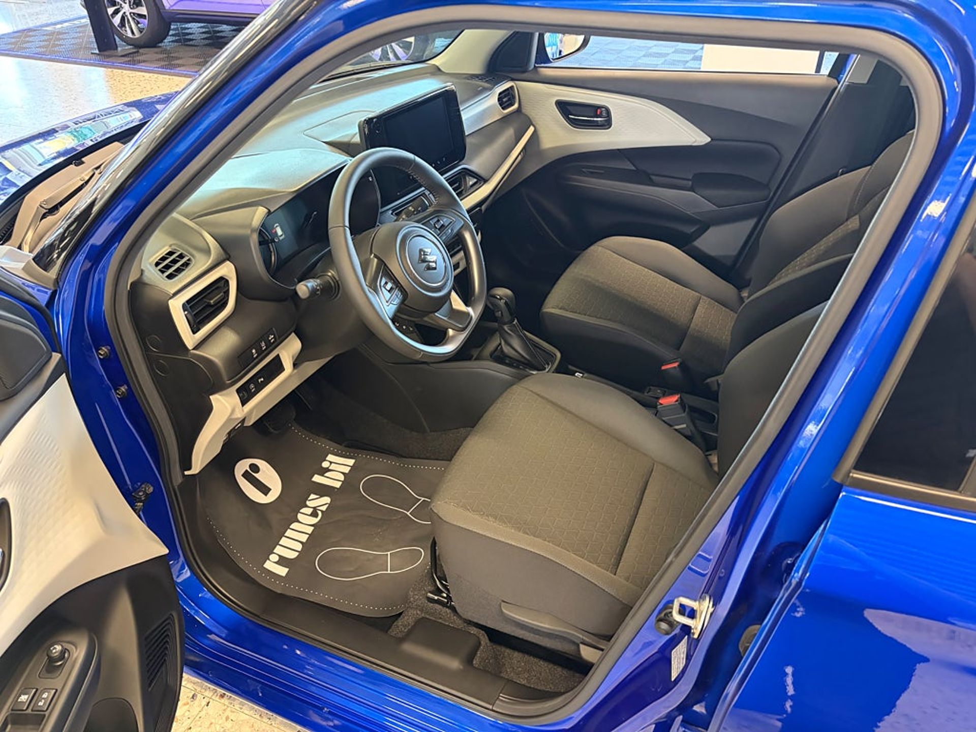 Suzuki Swift Hybrid CVT Euro 6 Select 2025, bild 6/8