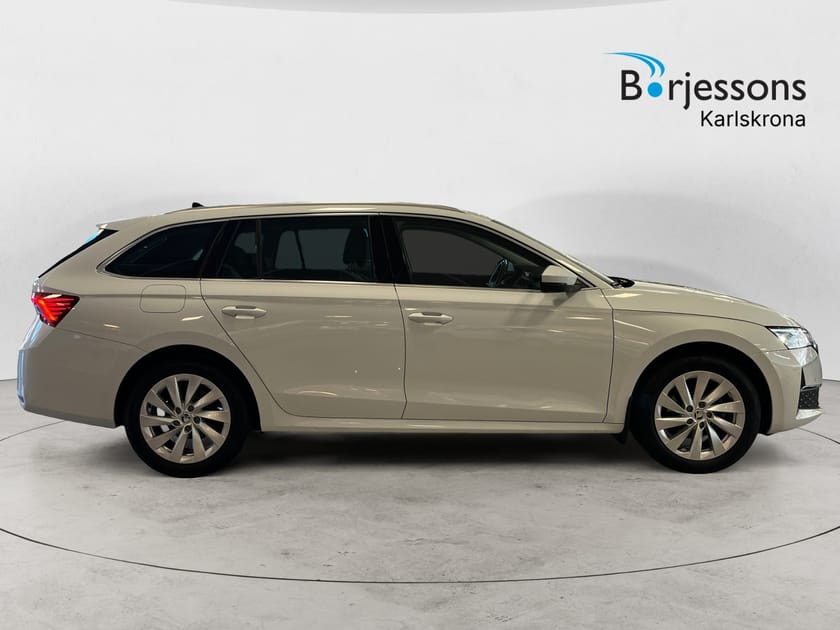 Bild 2 av Škoda Octavia Kombi 1.5 TSI mHEV DSG Sekventiell, 150hk, 2025 7 växlar