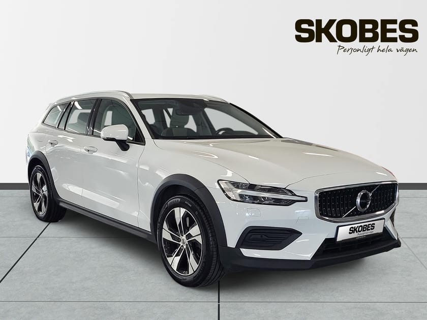 Bild 1 av Volvo V60 Cross Country D4 AWD SE II