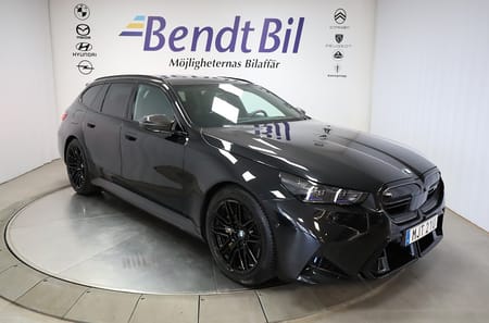 BMW M5 Touring | Ultimate Package | Keramiska bromsar | B&W