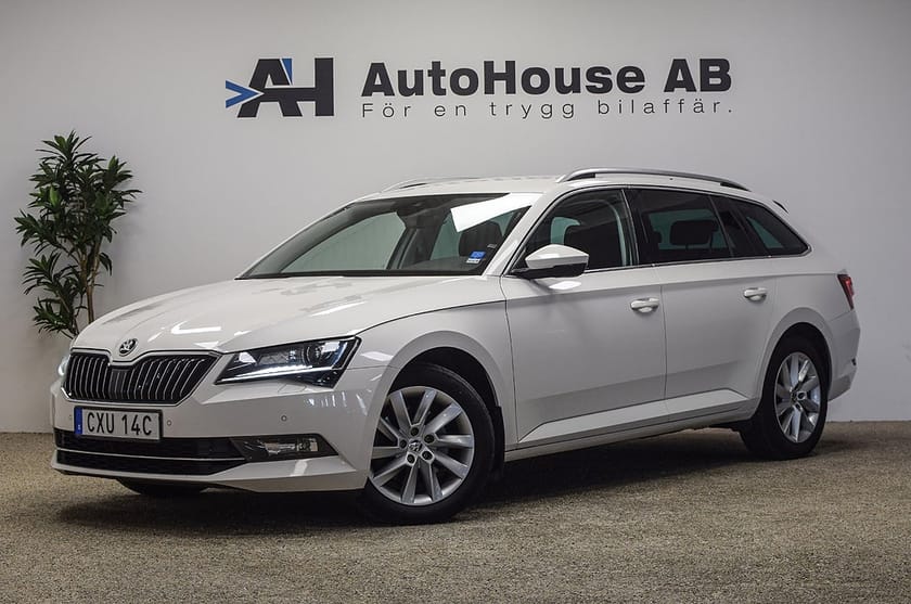 Bild 1 av Škoda Superb Kombi Skoda 2.0 TDI 4x4 190HK Drag Värmare Canton Skinn