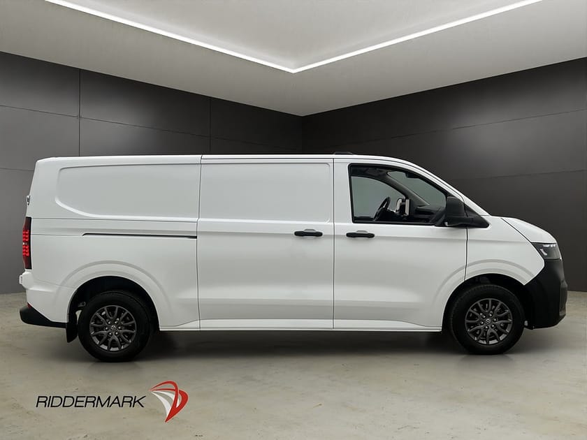 Bild 2 av Volkswagen Transporter L2 Cockpit Värmare Drag B-Kamera Moms