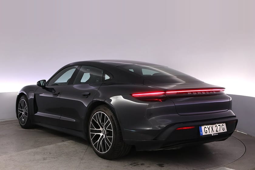 Bild 4 av Porsche Taycan Direct Drive Sport Chrono Pano BOSE Kamera