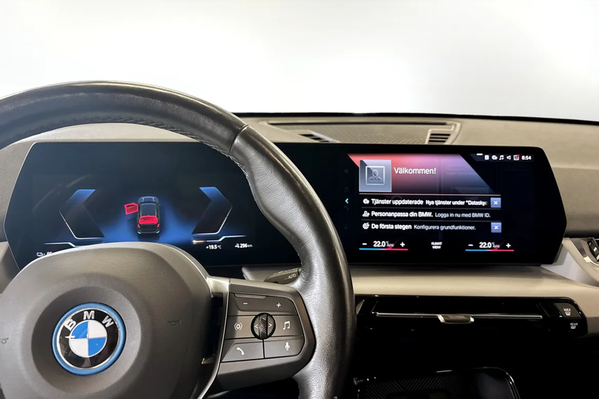 BMW iX1 xDrive30