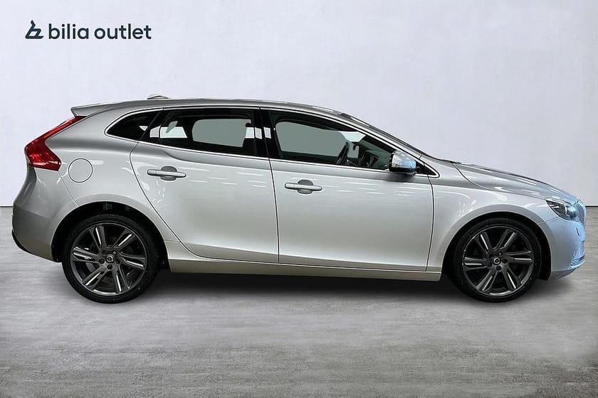 Bild 5 av Volvo V40 D2 Nybesiktigad PDC Bak Automat Bluetooth