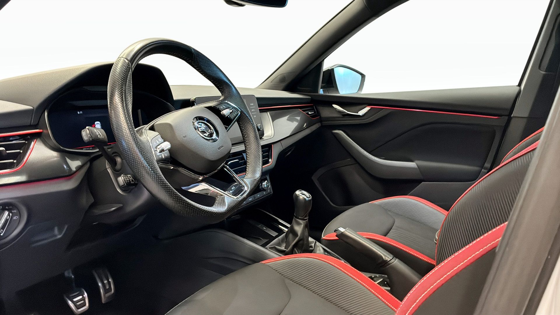 Skoda Kamiq 1.0 TSI 2023, bild 7/10