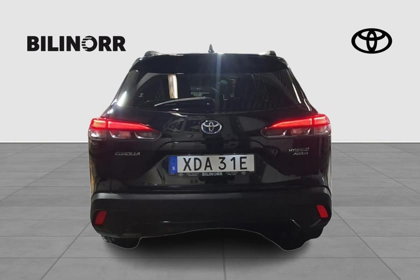 Bild 4 av Toyota Corolla Cross Hybrid AWD-i 2,0 STYLE V-HJUL