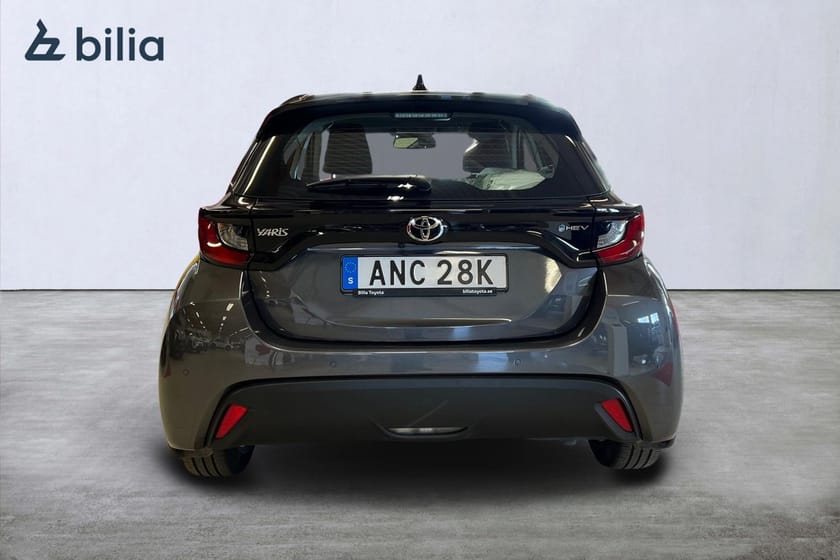 Bild 5 av Toyota Yaris Hybrid 115 1,5 5D ACTIVE KOMFORTPAKET P-SENSORER VINTERHJUL